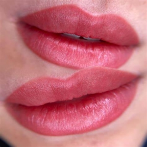 photo of a lip blush 